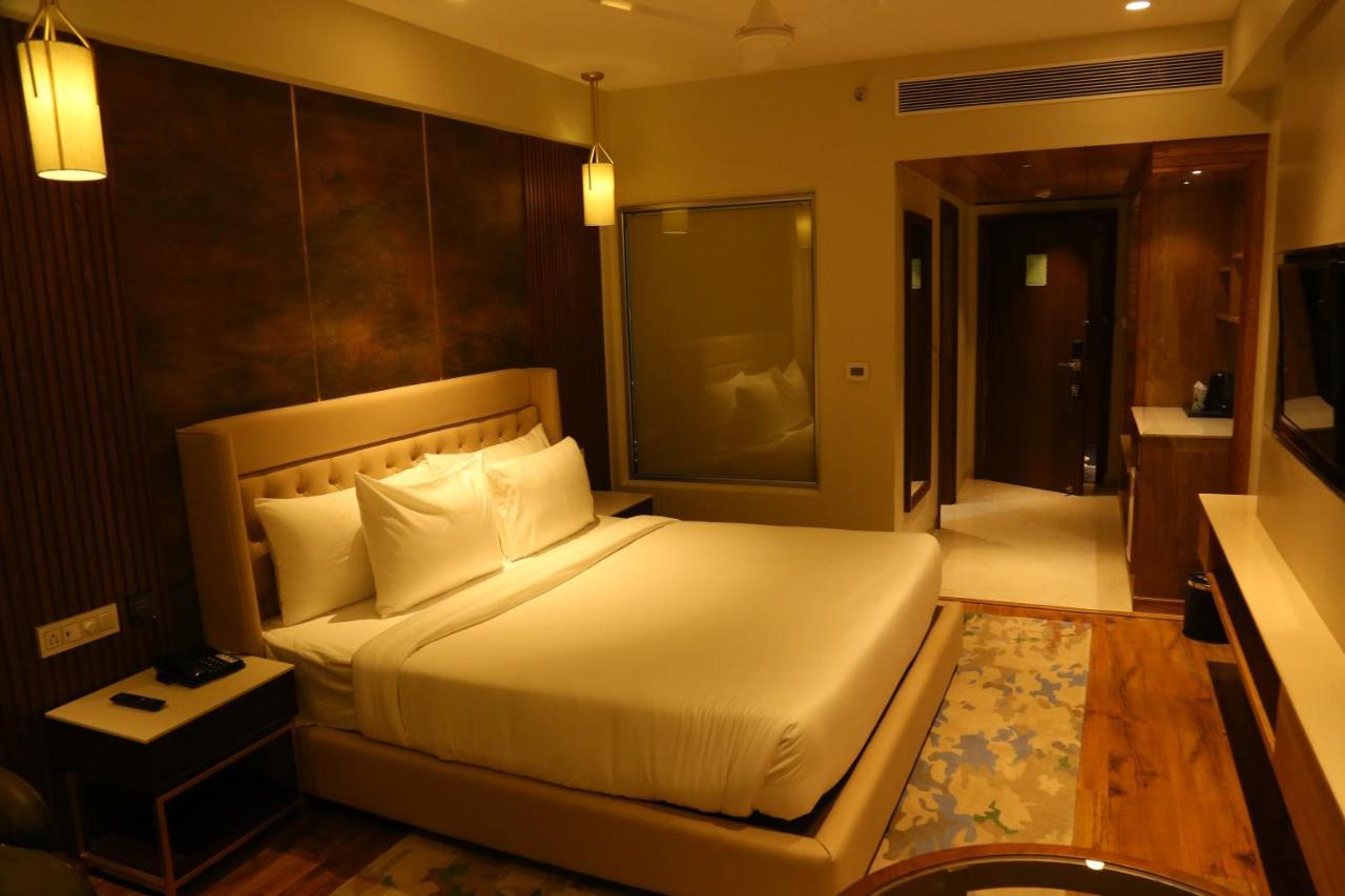 Dreamz Inn & Suites Zirakpur Zewnętrze zdjęcie