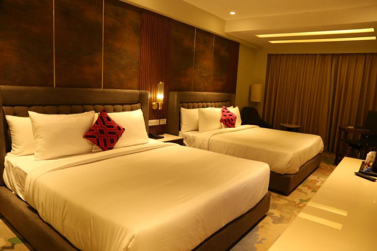 Dreamz Inn & Suites Zirakpur Zewnętrze zdjęcie