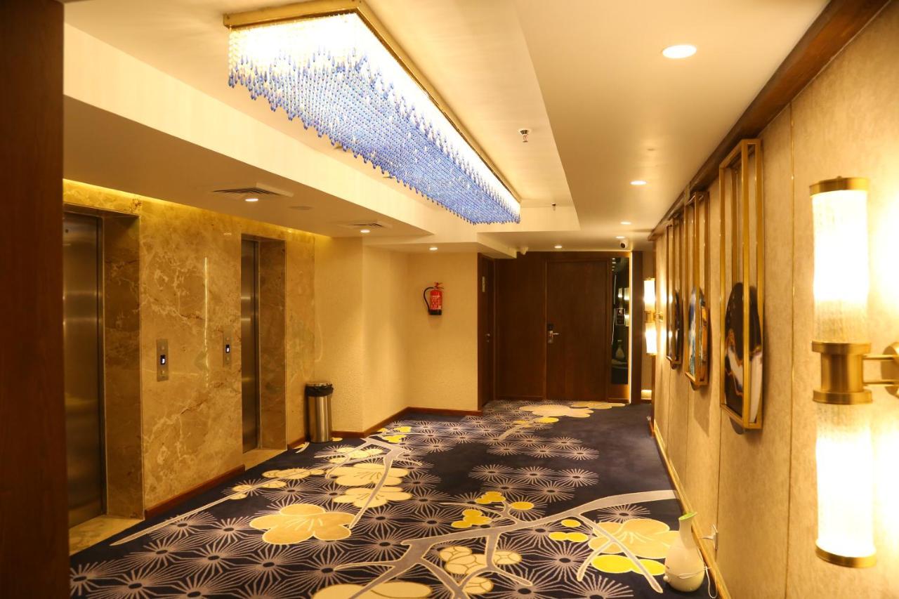 Dreamz Inn & Suites Zirakpur Zewnętrze zdjęcie