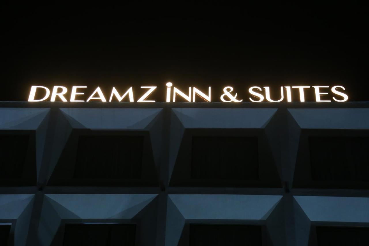 Dreamz Inn & Suites Zirakpur Zewnętrze zdjęcie