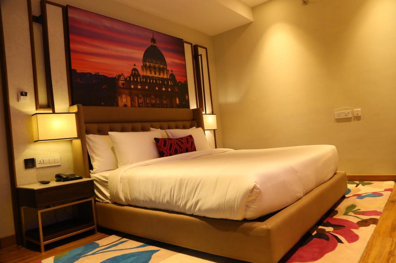 Dreamz Inn & Suites Zirakpur Zewnętrze zdjęcie