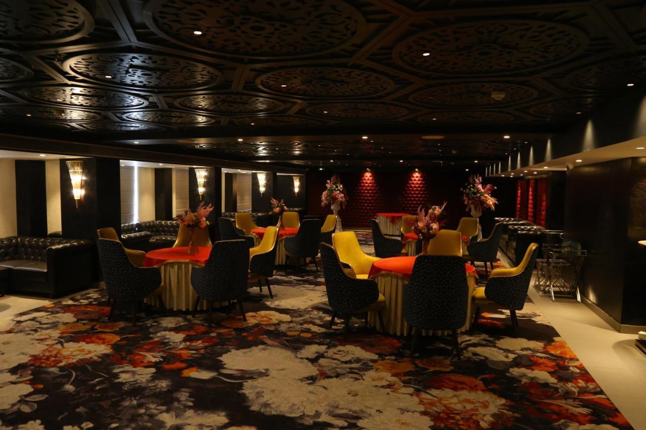 Dreamz Inn & Suites Zirakpur Zewnętrze zdjęcie