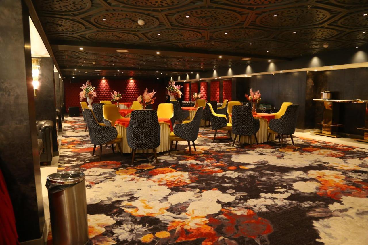 Dreamz Inn & Suites Zirakpur Zewnętrze zdjęcie
