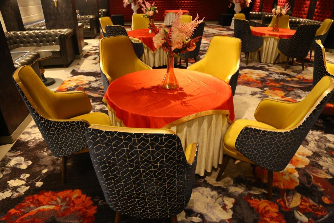 Dreamz Inn & Suites Zirakpur Zewnętrze zdjęcie