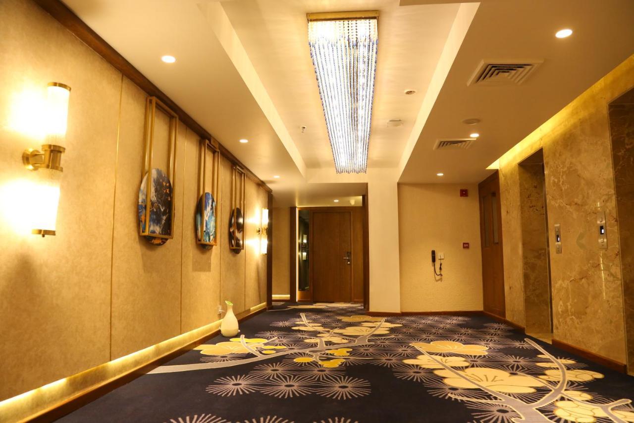 Dreamz Inn & Suites Zirakpur Zewnętrze zdjęcie