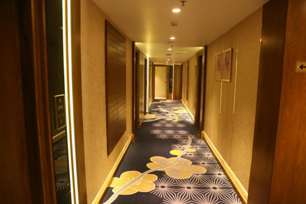 Dreamz Inn & Suites Zirakpur Zewnętrze zdjęcie
