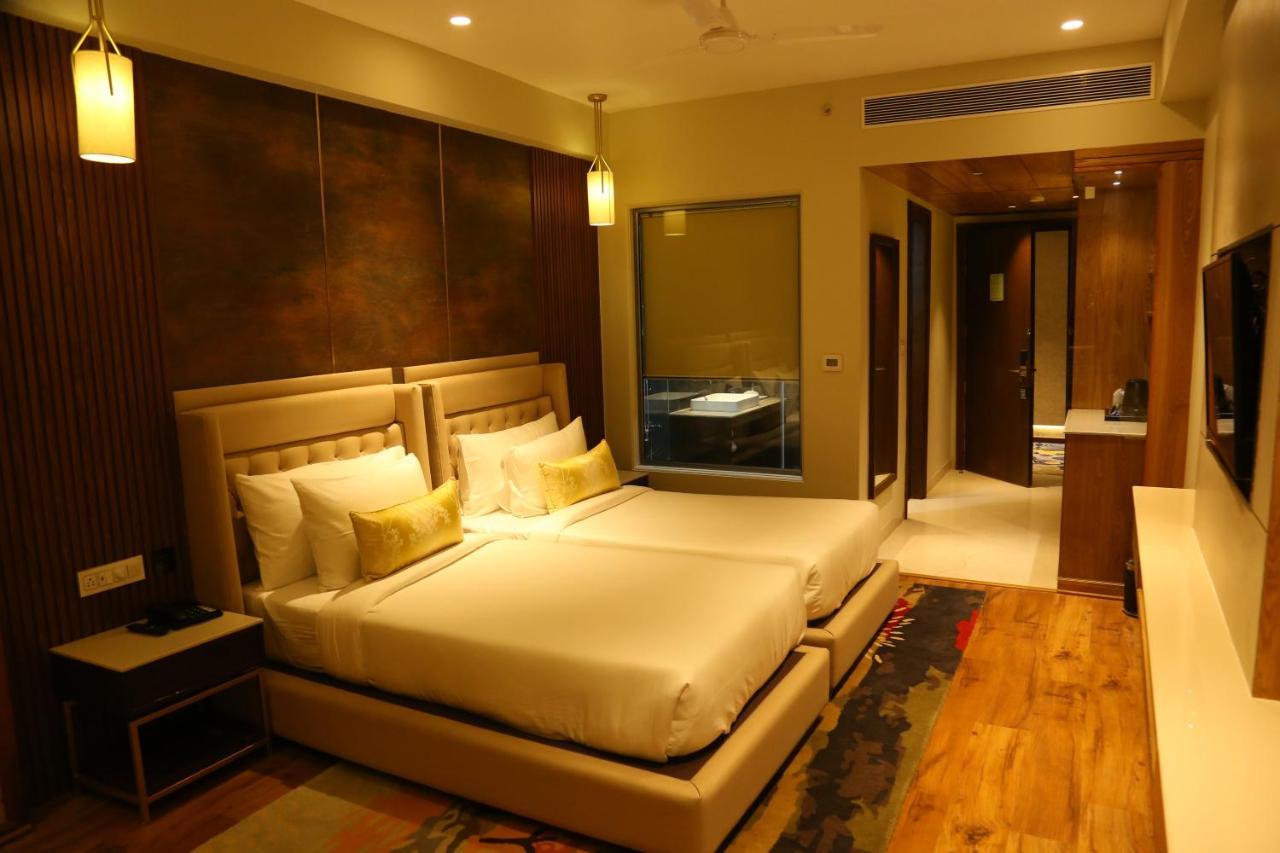 Dreamz Inn & Suites Zirakpur Zewnętrze zdjęcie