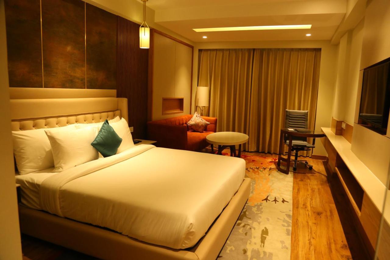 Dreamz Inn & Suites Zirakpur Zewnętrze zdjęcie
