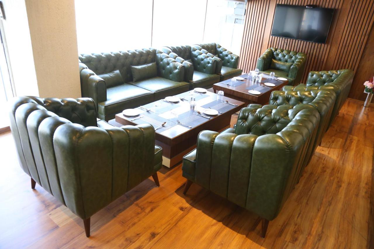 Dreamz Inn & Suites Zirakpur Zewnętrze zdjęcie