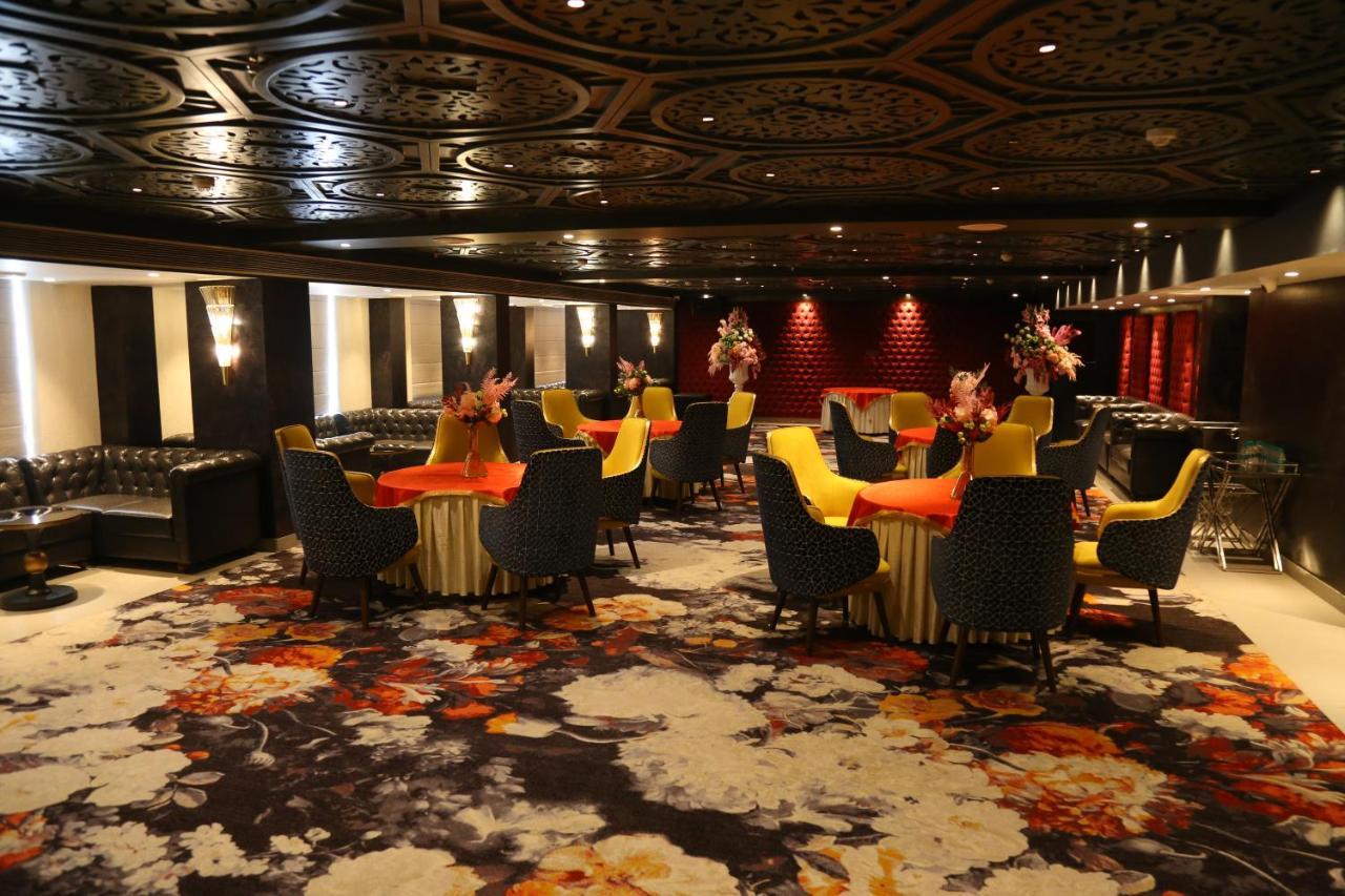 Dreamz Inn & Suites Zirakpur Zewnętrze zdjęcie