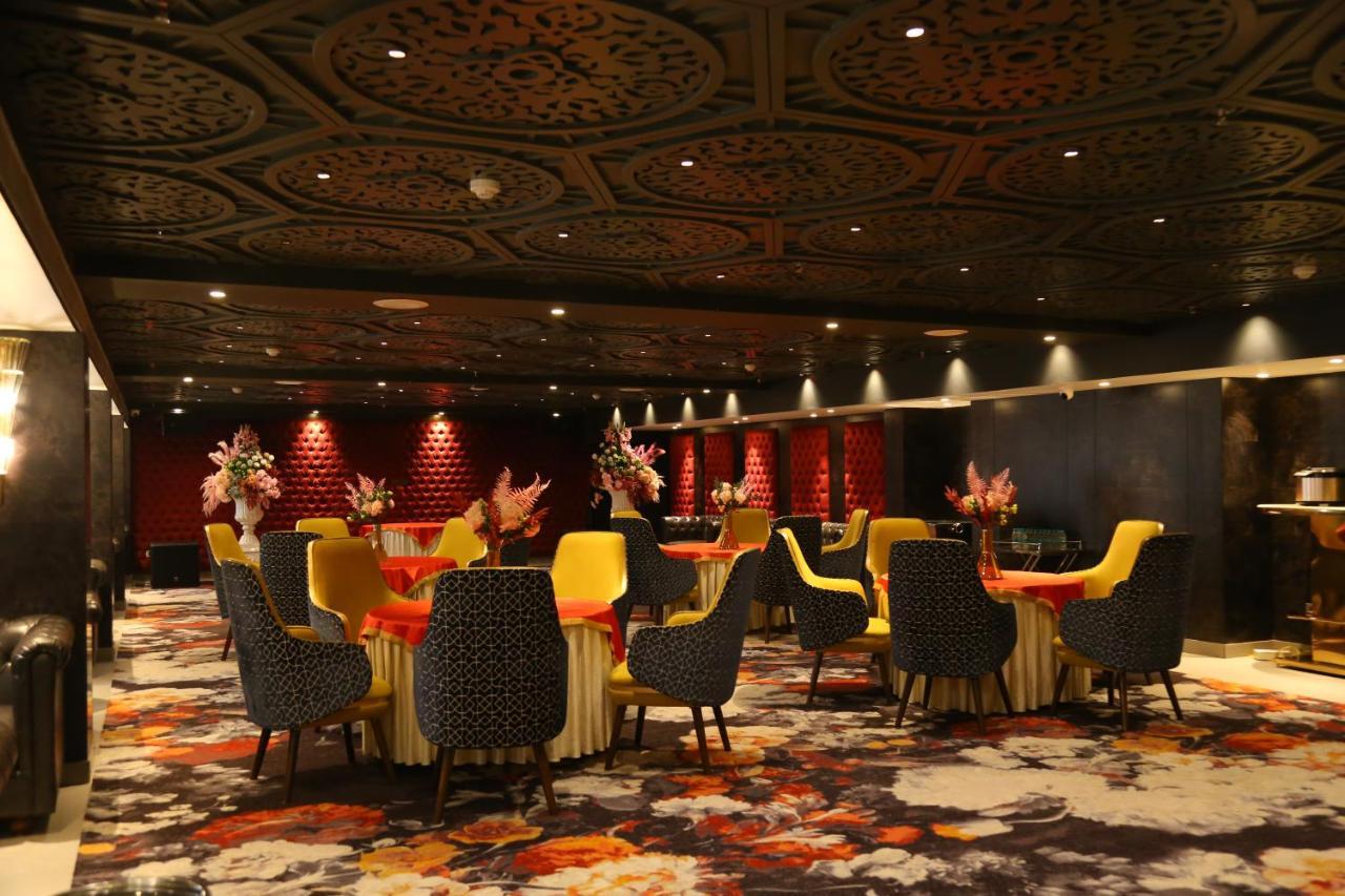 Dreamz Inn & Suites Zirakpur Zewnętrze zdjęcie