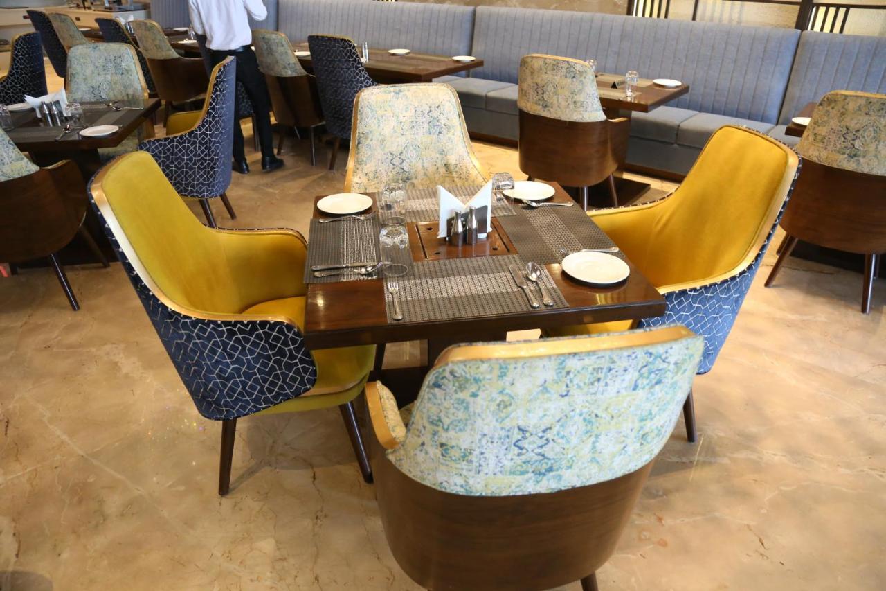 Dreamz Inn & Suites Zirakpur Zewnętrze zdjęcie